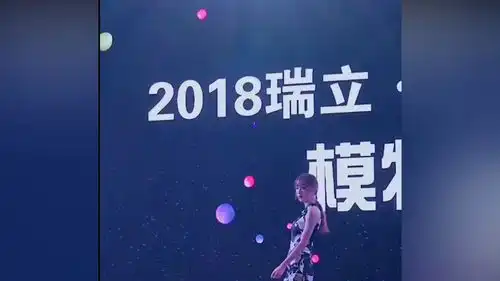 短发头像女生高冷墙纸气