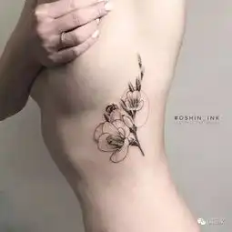 乌克兰美女的纹身艺术,有一起组团去的吗