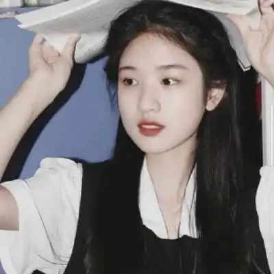 青春真人女生头像