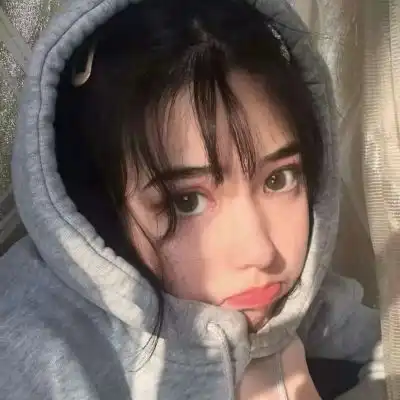 超高清可爱女生头像,依旧留着你的笑容