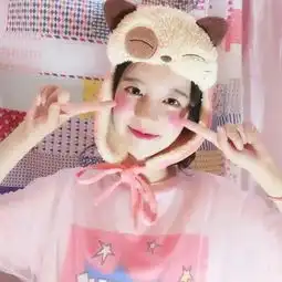 晚安心语181018女孩子都是公主,不可以一直在爱里受苦