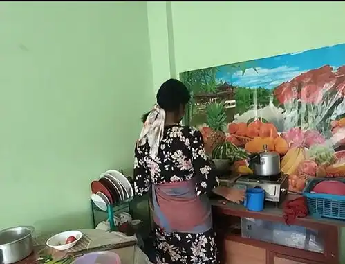 2020年尼泊尔美女远嫁江西,生下混血宝宝,如今两人为何要离婚