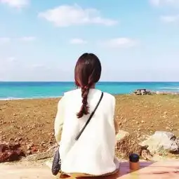 头像女生伤感唯美说说