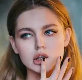 及腰长发发型这个发型简直太好看了7丽女性网