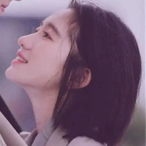 ins头像女生微信情头
