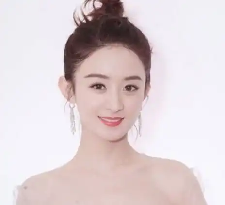何炅最宠的不是谢娜,是她,与唐嫣同为新婚女星,长辈态度却不同