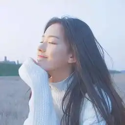 女生真人版头像不露脸成