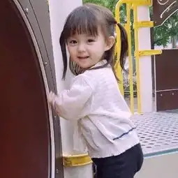 卖萌小女孩头像大全2018我也觉得我自己超可爱