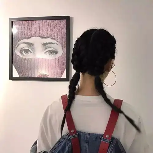 冬天女头像背影女生
