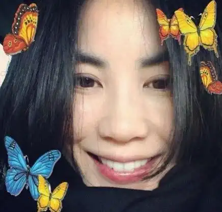 王菲之女窦靖童留学晒靓照道晚安