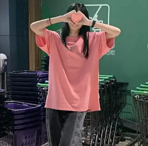温柔女生头像挡脸