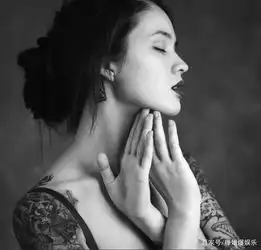 开心一笑昨天晚上路过一美发美容店,一女的跟我挤眉弄眼