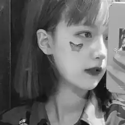 黑白渣女头像清晰版只因