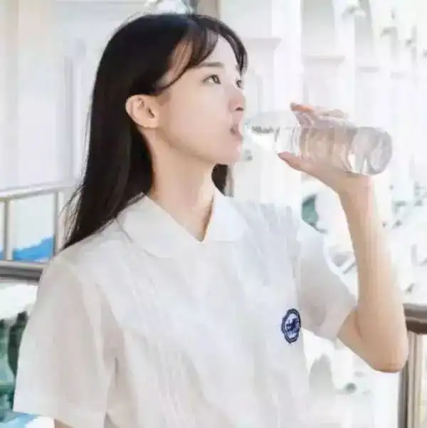 12岁头像真人女倾尽所有