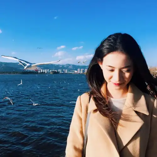 头像女生伤感唯美泪点