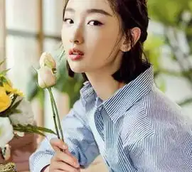 曾经一线女演员,中年后忍不了大妈角色,2年狂接10档综艺