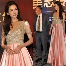 他80岁未婚但女友上万,这次他花百万和林志玲牵手